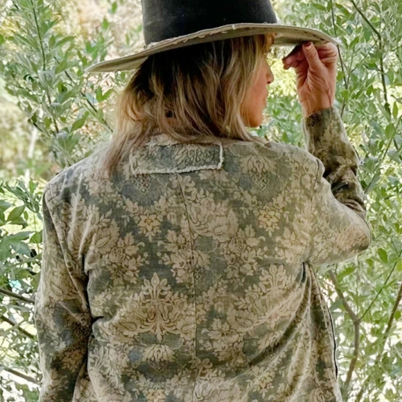 Cottagecore On The Double Jacket - Picture 3 of 6